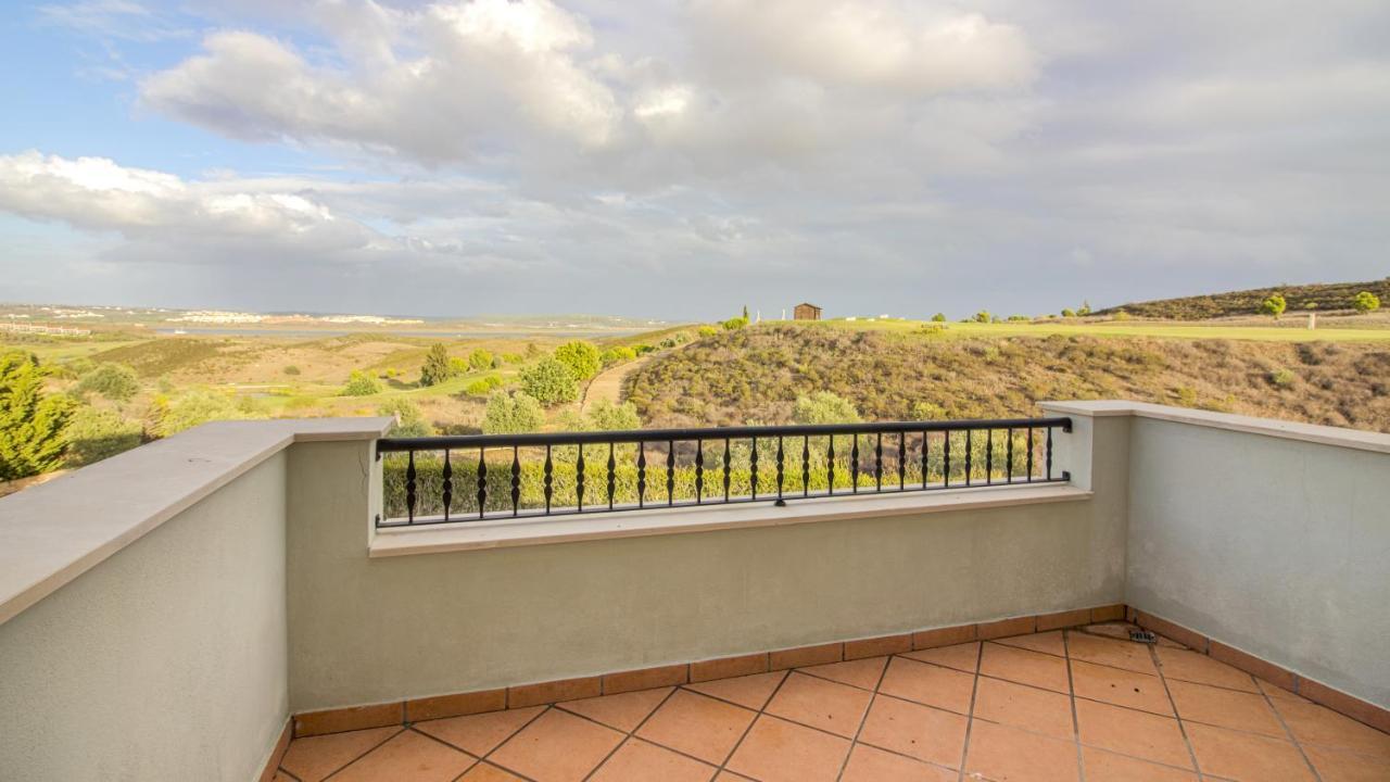 Villas @ Quinta Do Vale Golfe Кастро Марим Екстериор снимка